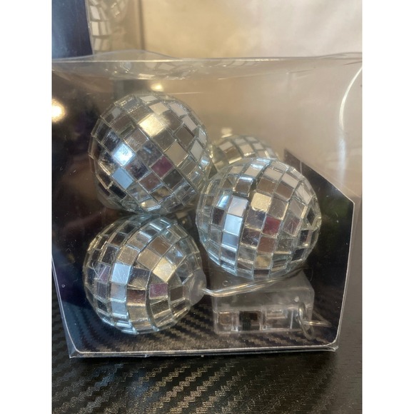 6ft Disco Ball String Lights with RGB LEDS - Picture 4 of 6